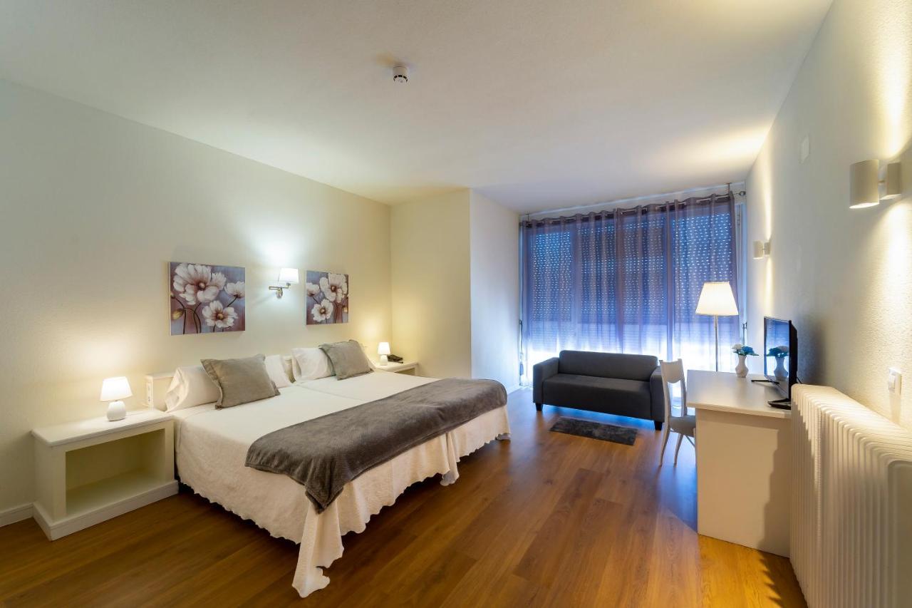 Hotel La Mota By Punta25 Hotels Group Medina del Campo Ngoại thất bức ảnh