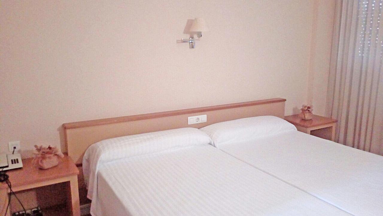 Hotel La Mota By Punta25 Hotels Group Medina del Campo Ngoại thất bức ảnh